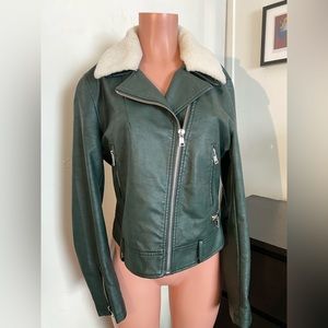 Xoxo green fur jacket